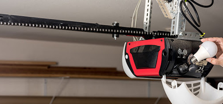 automatic garage door opener repair in Laguna Hills